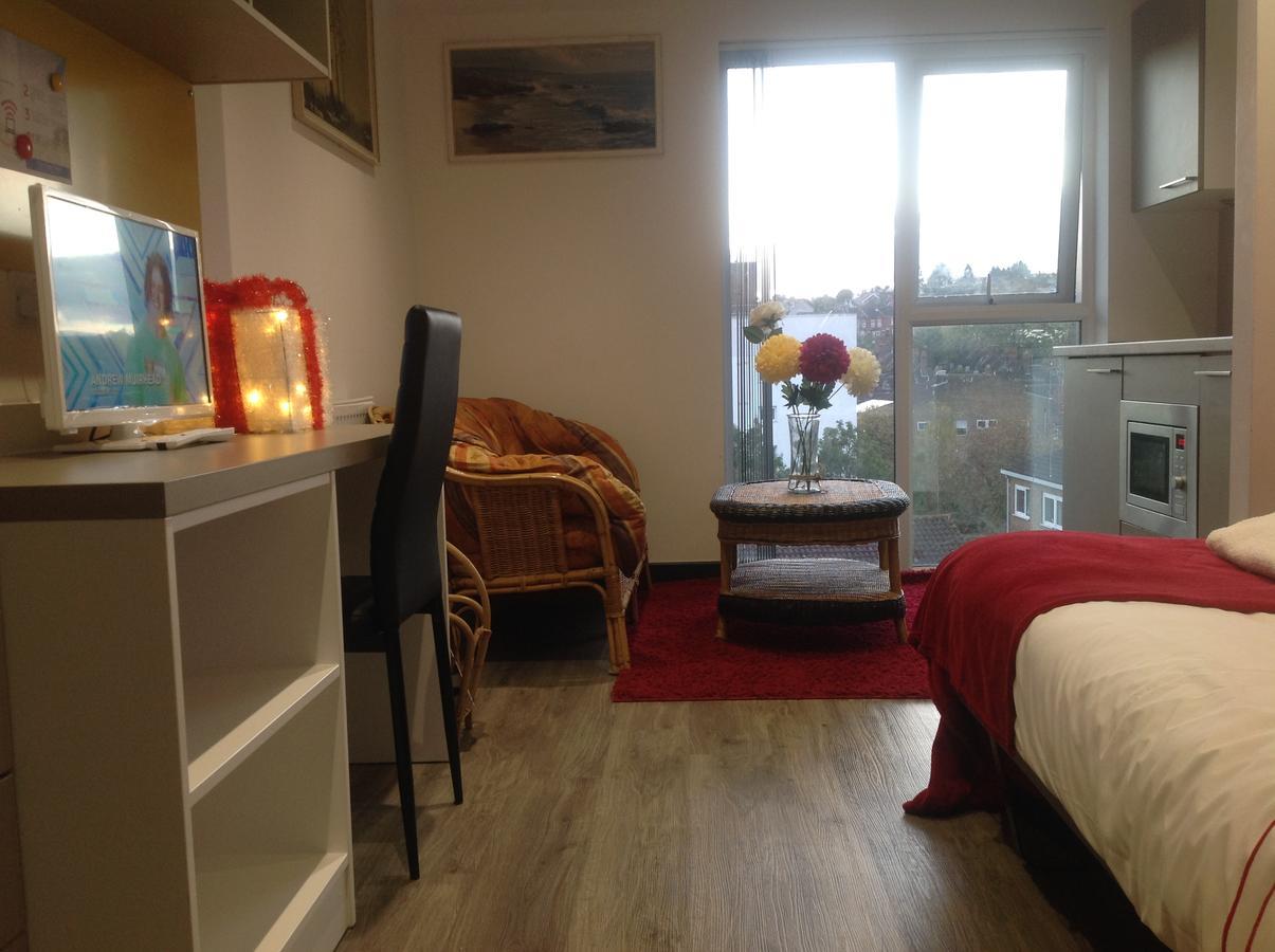 Peace Apartments - Luton Luton  Eksteriør billede