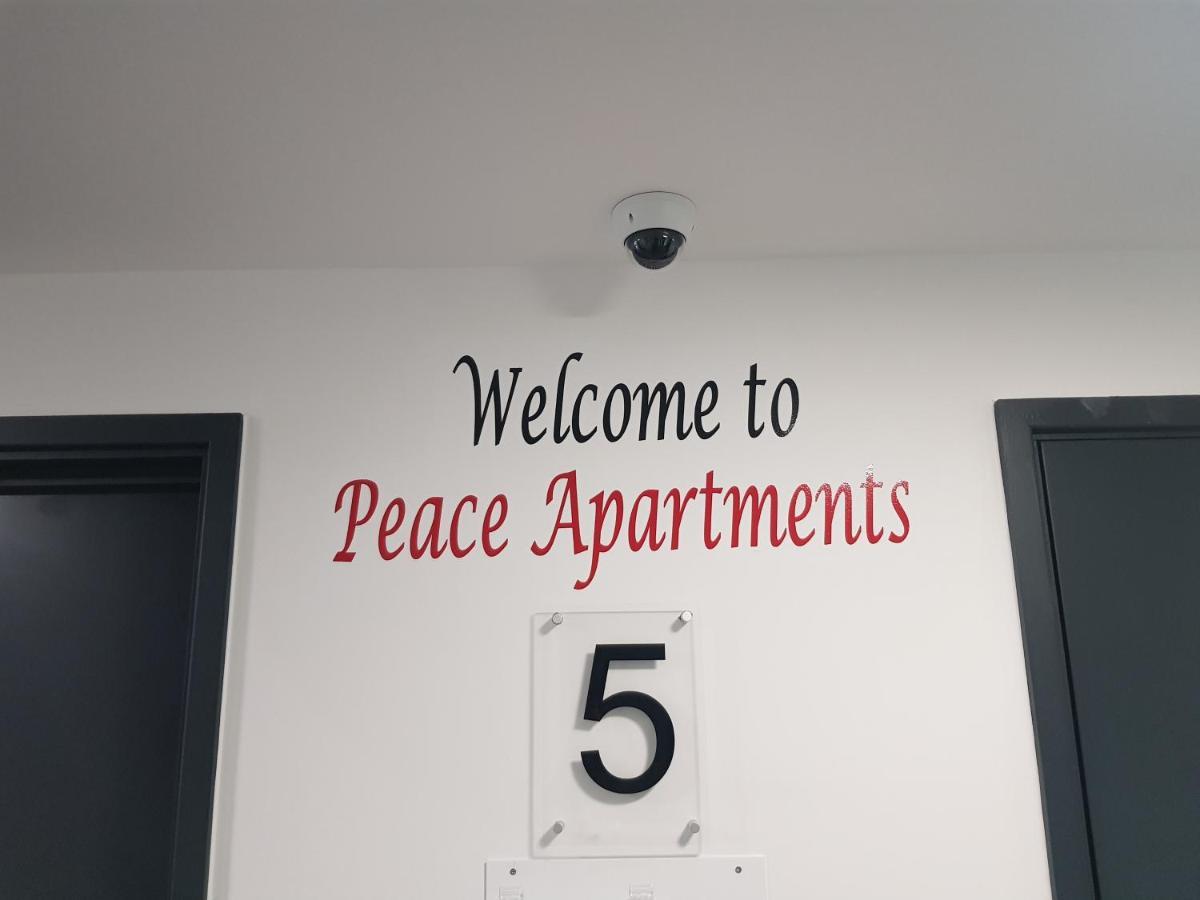 Peace Apartments - Luton Luton  Eksteriør billede