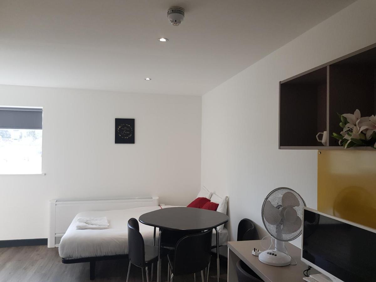 Peace Apartments - Luton Luton  Eksteriør billede